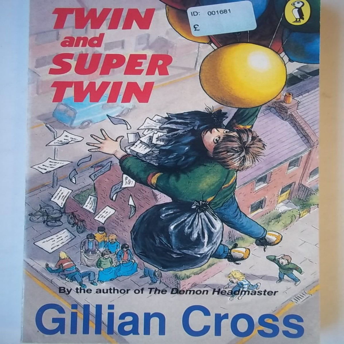 ^Gillian Cross - Twin and Super-Twin